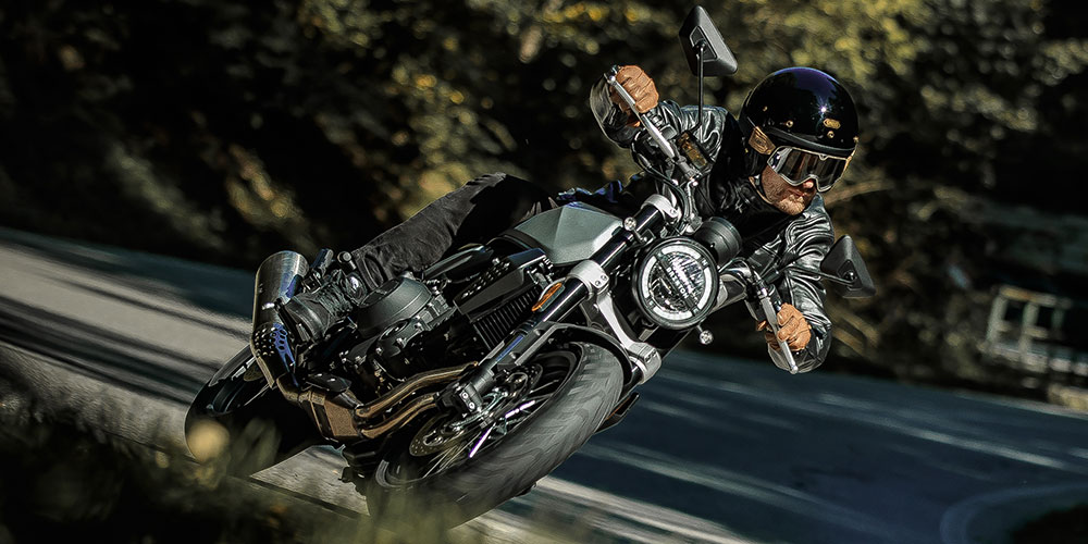 Nieuwe half-liter motoren Brixton Crossfire 500 / 500X
