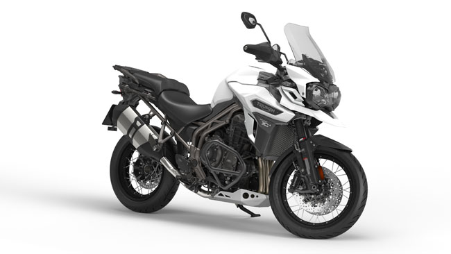 De nieuwe Triumph Tiger Explorer Range » 3 MY16_TigerExplorer_XCx_low__crystal_white.v001_4