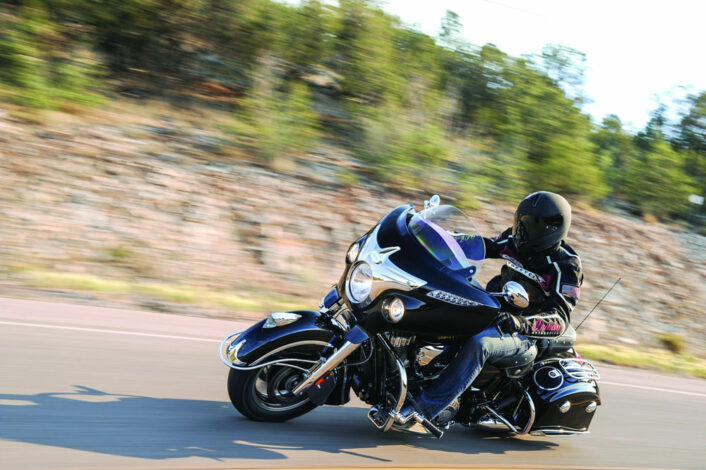 » 2014 indian chieftain the flagship cruiser machine photo gallery 3