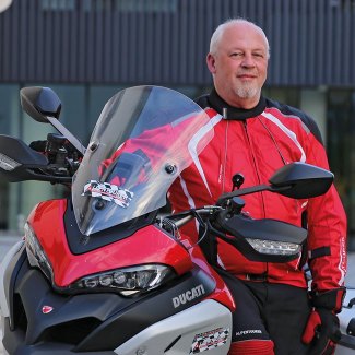 Voorwoord 2102 – start in een nieuwe seizoen » 1 Hoofdredacteur & uitgever Stephan Fennel