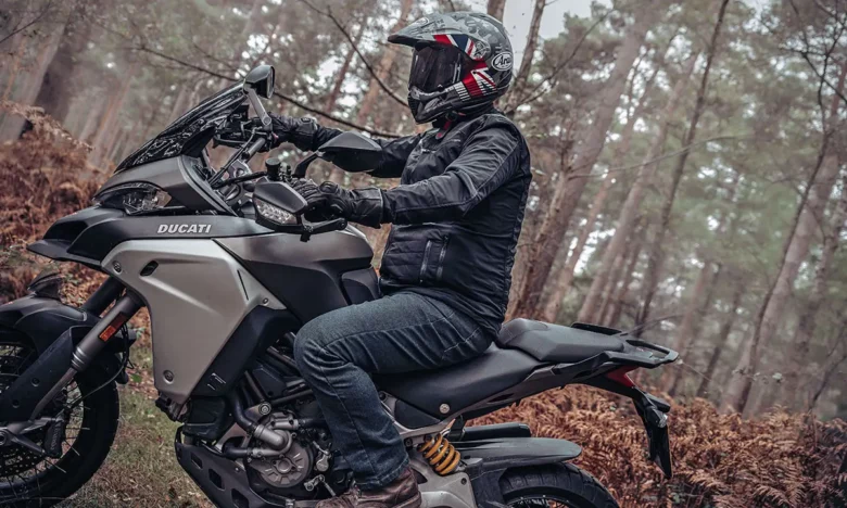 Veilige motorjeans voor op reis » 2 motorjeans roadskin tanaris elite